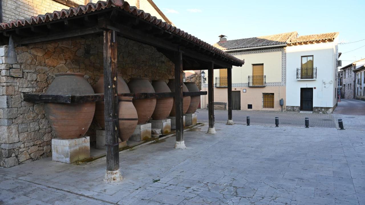 Torremocha de Jarama Casa Rural Antigua Botica מראה חיצוני תמונה